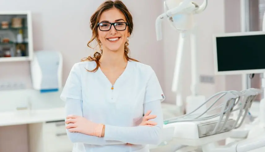 Praxiswebsite und digitale Patientenkommunikation – 10 Tipps für eine überzeugende Zahnarzt-Homepage