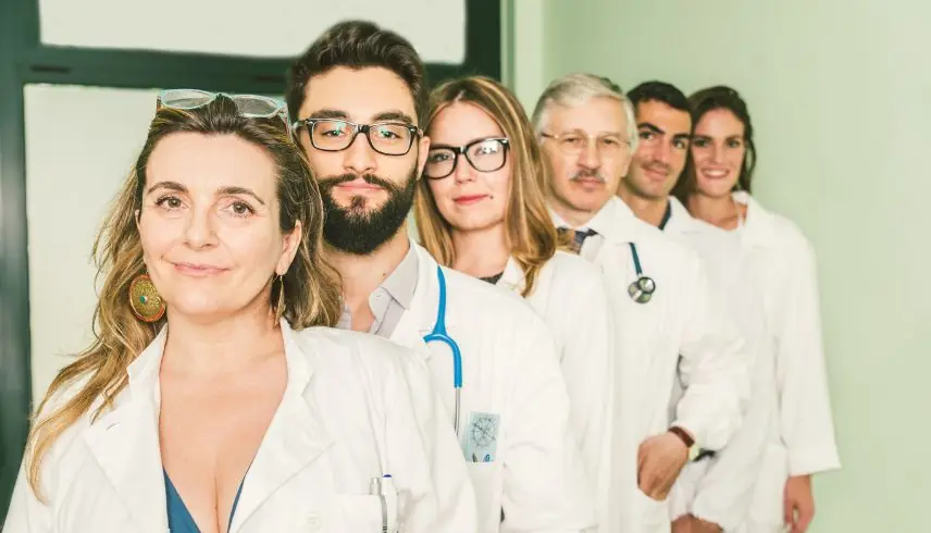 Praxiswebsite und digitale Patientenkommunikation – 8 Webdesign Tipps für Zahnärzte und Zahnarztpraxen
