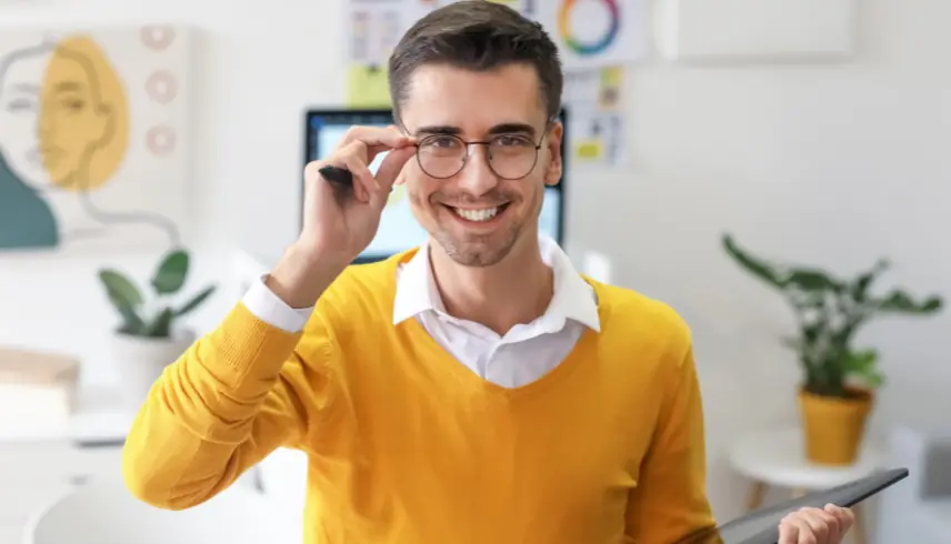 Marken- und Designkonzept im Arbeitsprozess – Grafikdesign in neuem Licht