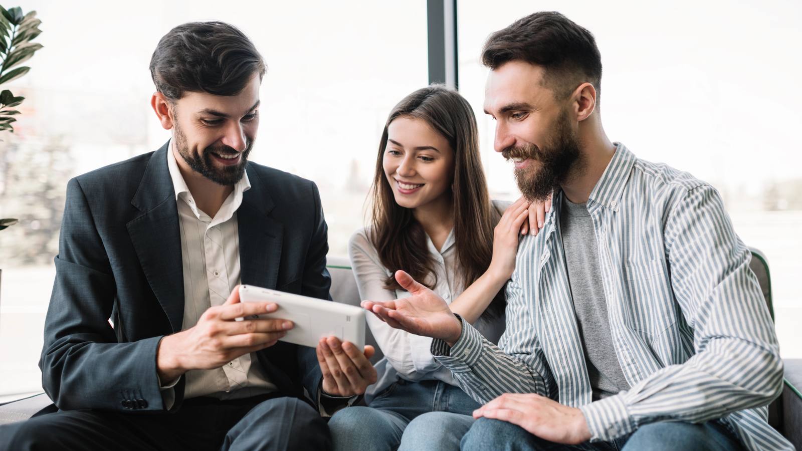 Professioneller Webauftritt für Immobilien, Finanzen und Versicherungen mit Fokus auf Sichtbarkeit und qualifizierte Anfragen